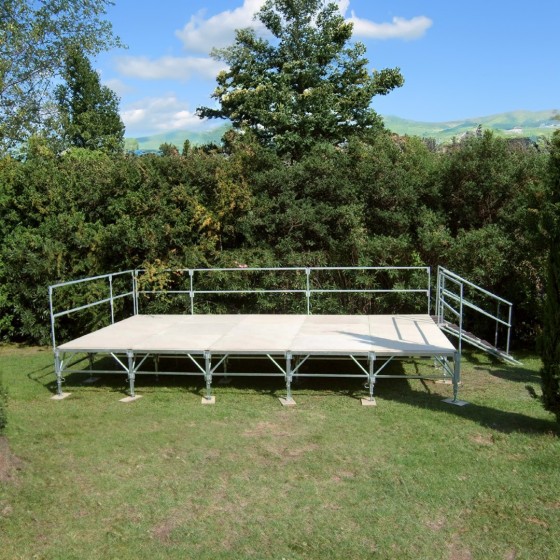 Podium extérieur - intérieur