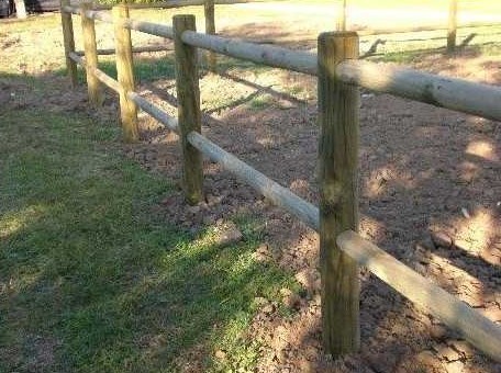 Clôture à lisses emboitables